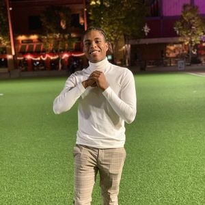 Meet your Posher, Deon